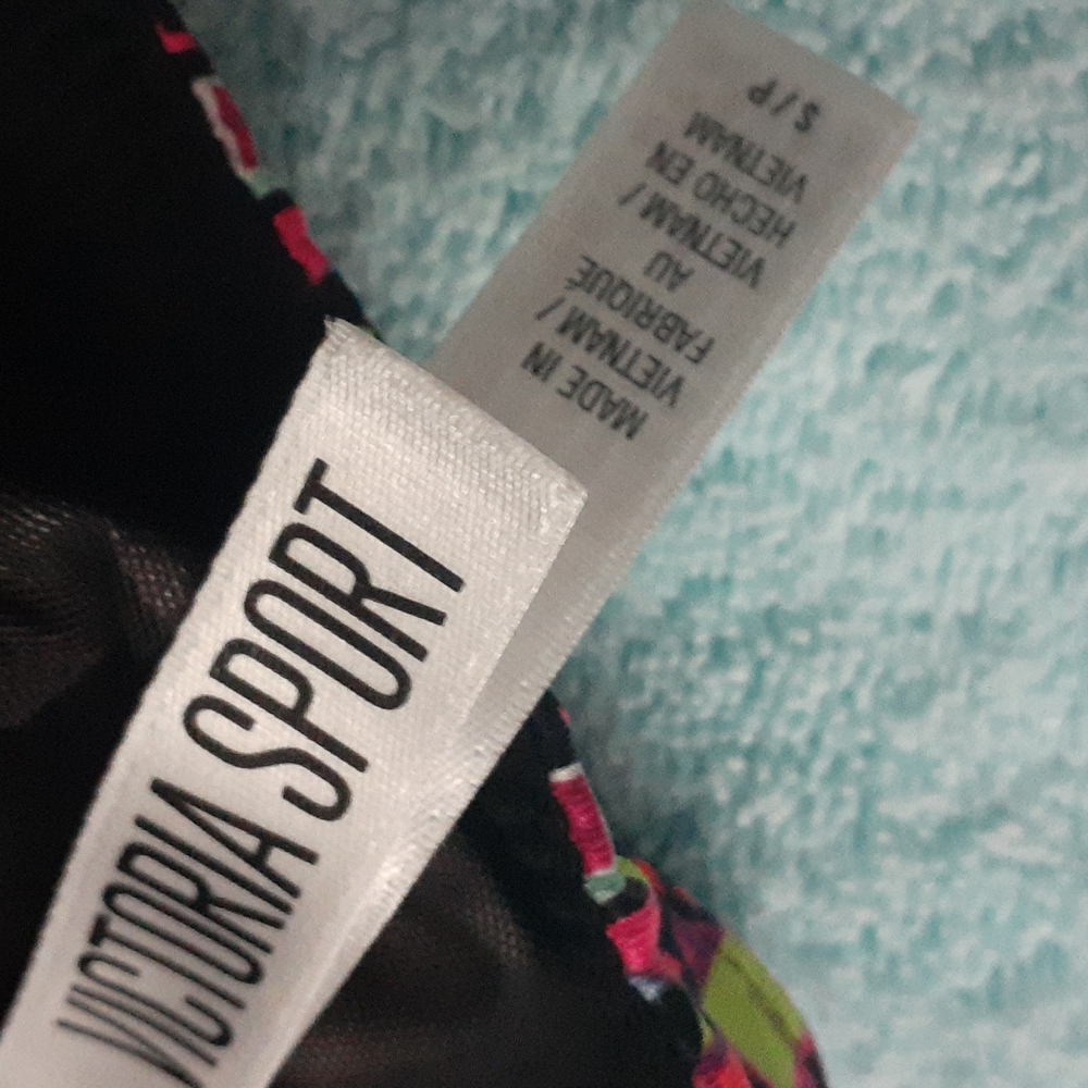 CLEARANCE!VICTORIA SPORT bra - Picture 3 of 3